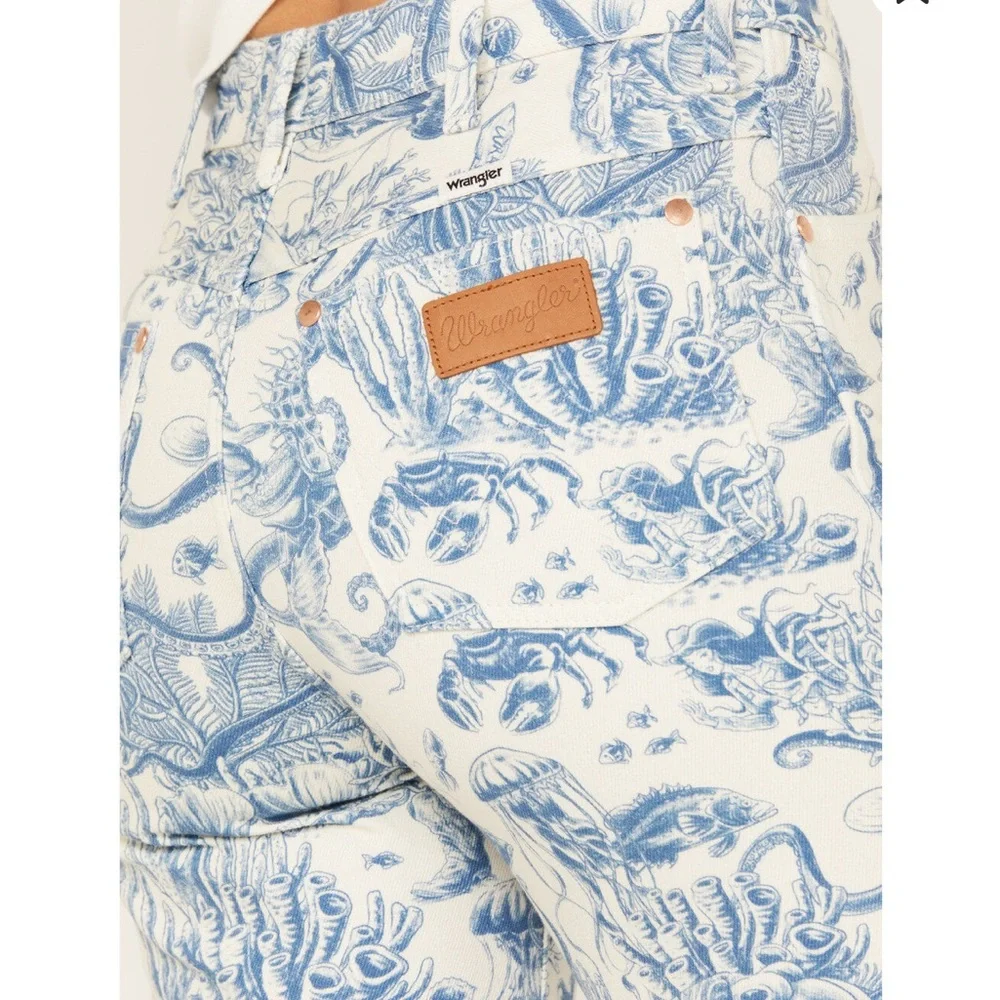 WRANGLER WOMEN'S HIGH RISE NAUTICAL PRINT WANDERER FLARE JEANS - Picture 4 of 11